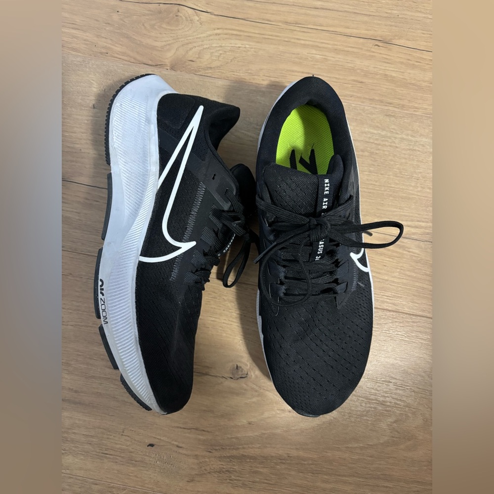 Nike Air Zoom Pegasus 38 Running Shoes